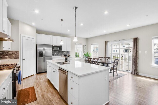 Foto del edificio - 11037 Corner Stone Ln
