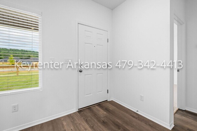 Foto del edificio - Stunning Newer Construction in Fayetteville!