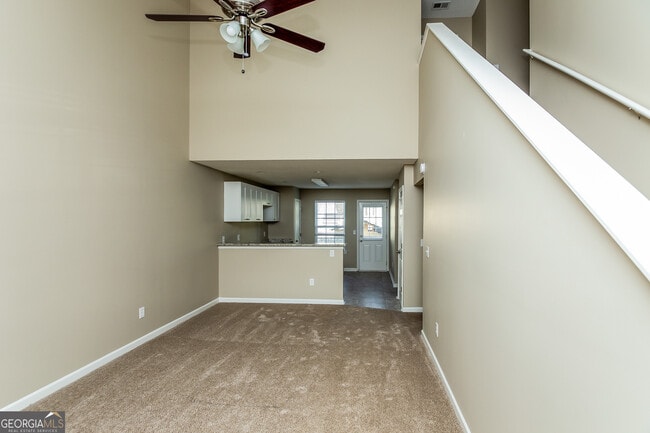 Building Photo - 353 Coral Cir