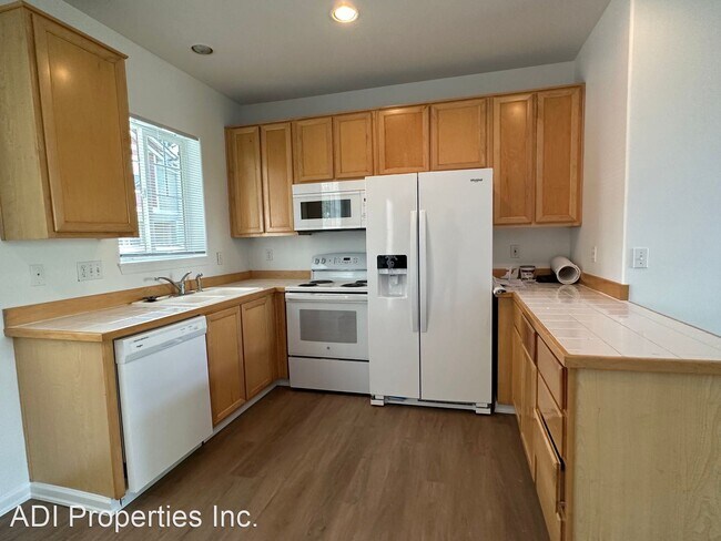 Building Photo - 3 br, 2 bath House - 8699 NE Hyde Park Ln.