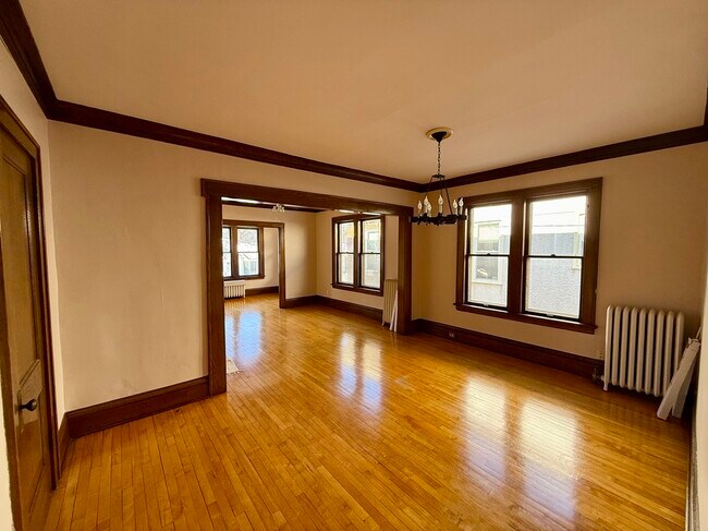 Foto del edificio - 3741 Harriet Ave