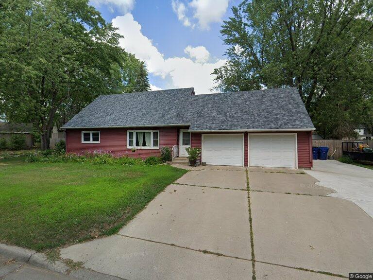 Foto principal - 2615 14th St S