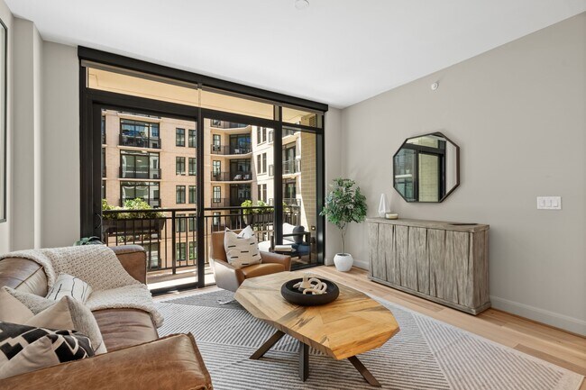 Foto del edificio - 2511 Willowick Rd