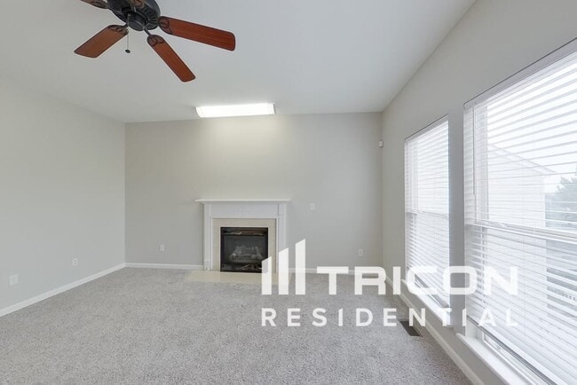 Building Photo - 507 Fortress Ct