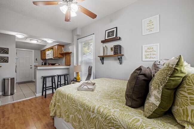 Foto del edificio - 792 Grove St