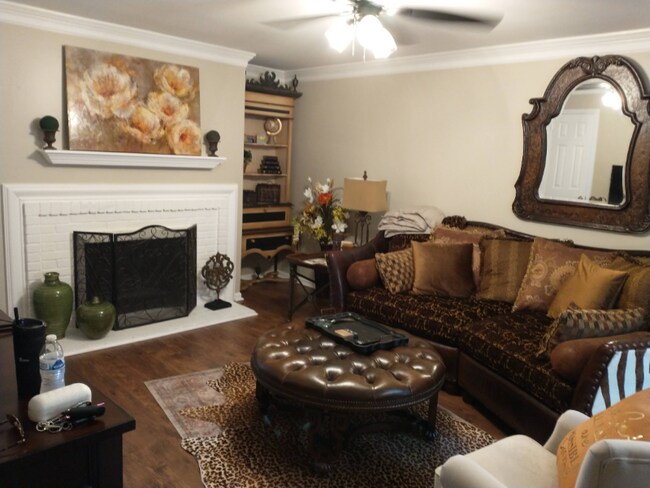 Building Photo - 5712 Brentwood Trace