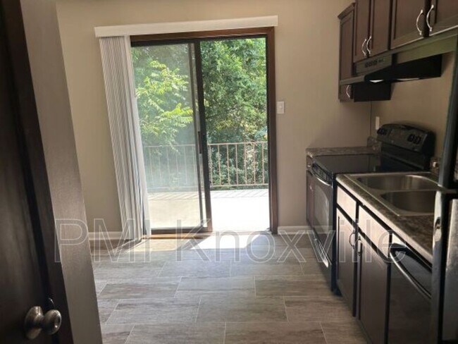 Building Photo - 4818 Cannon Ridge Dr