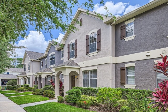 Building Photo - Windermere townhouse