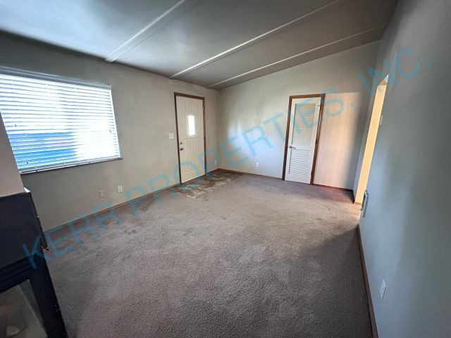 Foto del edificio - 8645 SE 155th Ave