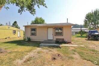 Building Photo - 146 Neilson Ln