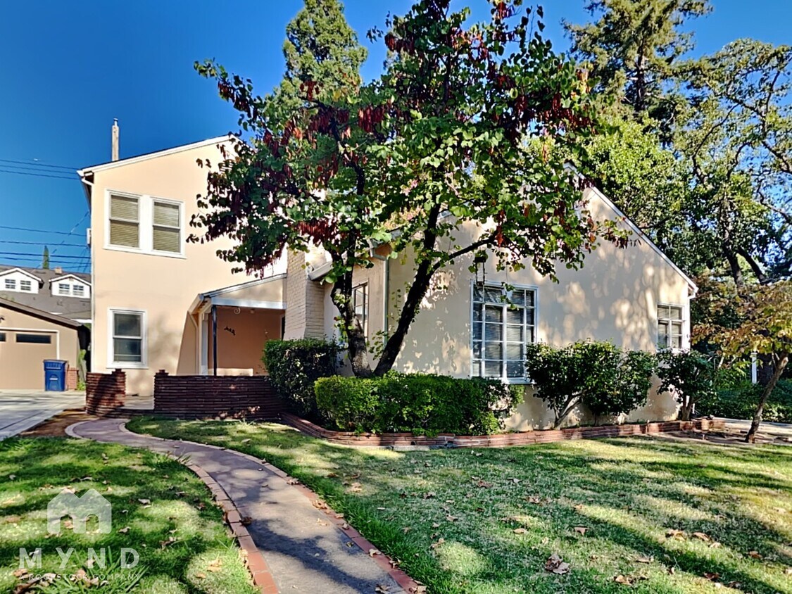 Primary Photo - 640 San Miguel Way