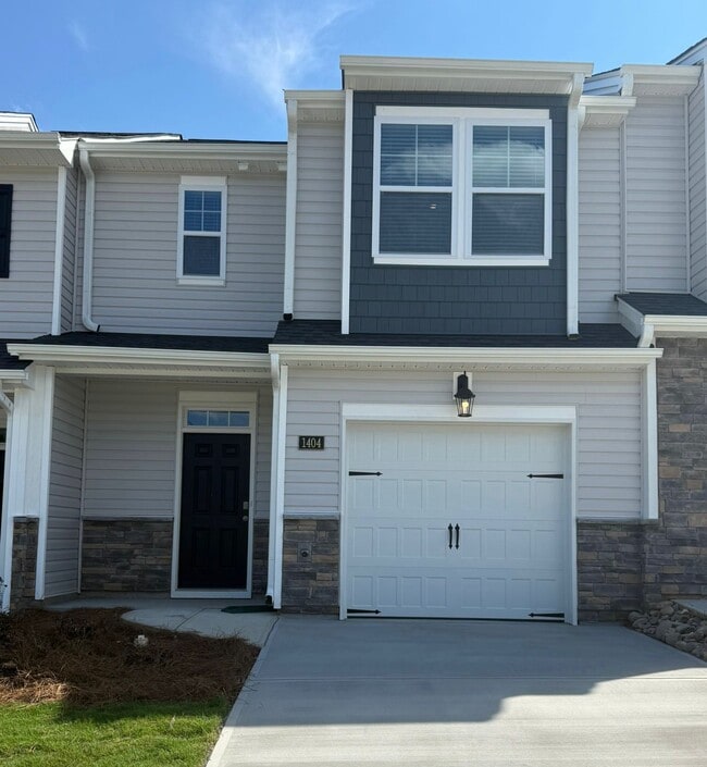 Building Photo - 1404 Amberview Ln