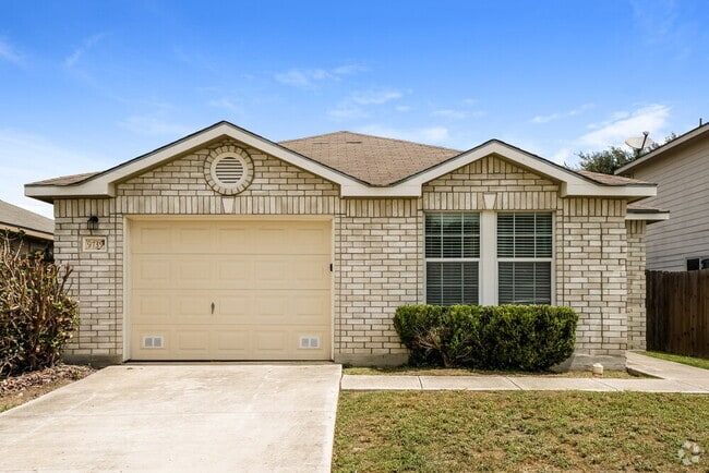 Building Photo - 9739 Green Mesa