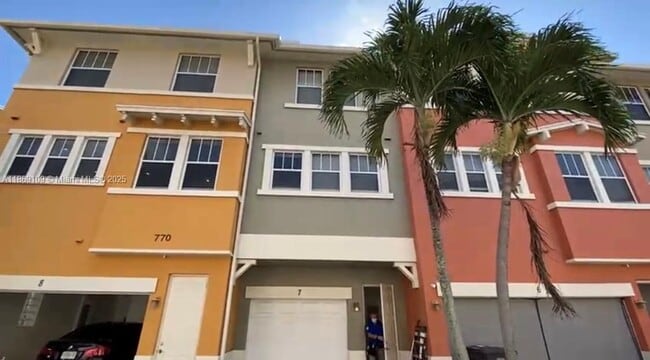 Foto del edificio - 770 Millbrae Ct