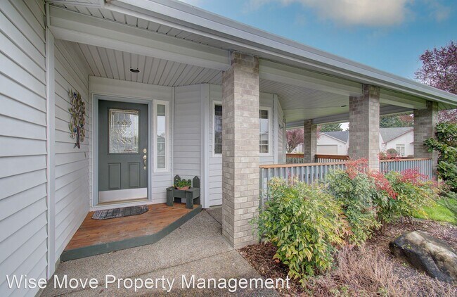 Building Photo - 3 br, 2 bath House - 516 NE 135th St
