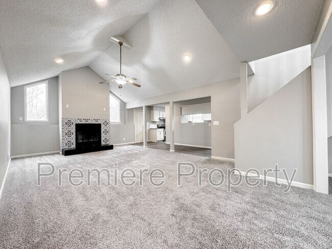 Building Photo - 8516 E 108th Terrace
