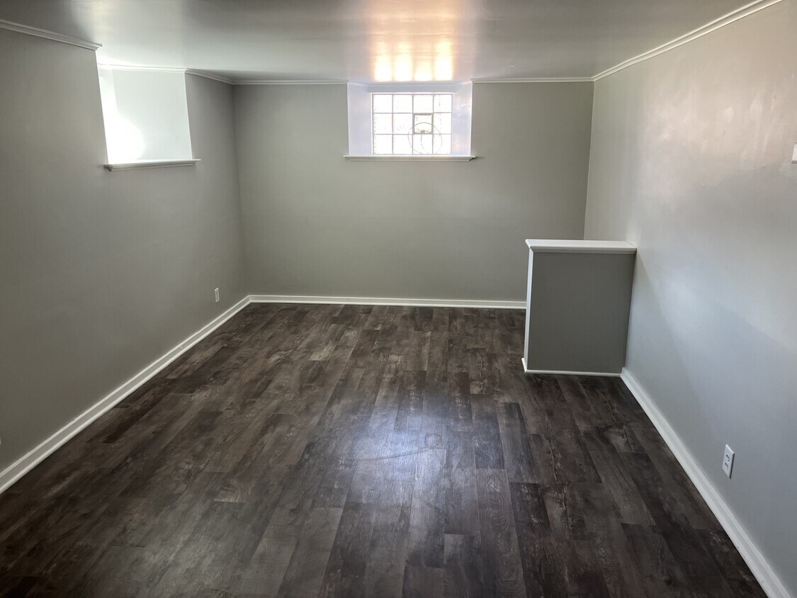 Foto del edificio - 204 N Teal Lake Ave