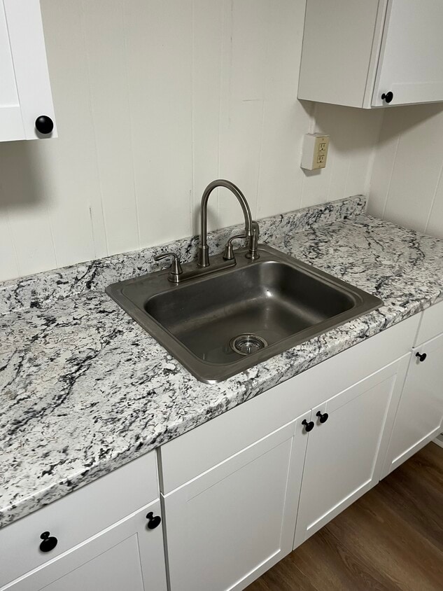 15 LLC- 21-27 Durand St. - 15 LLC- 21-27 Durand St.