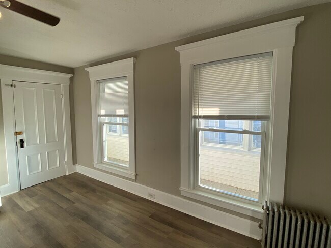 Enclosed porch off kitchen - 193 Pearl St