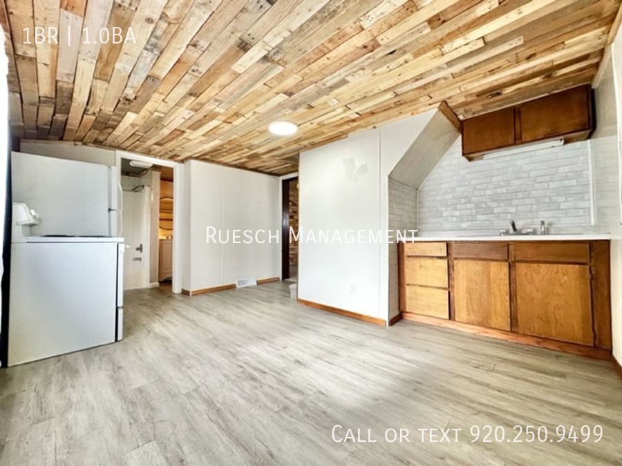 516518 W Wescott Ave Unit 516, Shawano, WI 54166 Room for Rent in