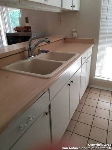 Building Photo - 3 br, 1.5 bath House - 6731 Red Bluff