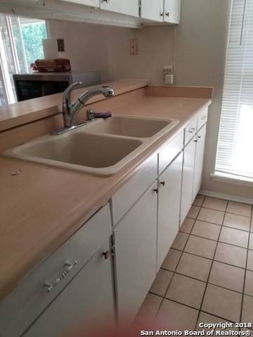 Foto del edificio - 3 br, 1.5 bath House - 6731 Red Bluff