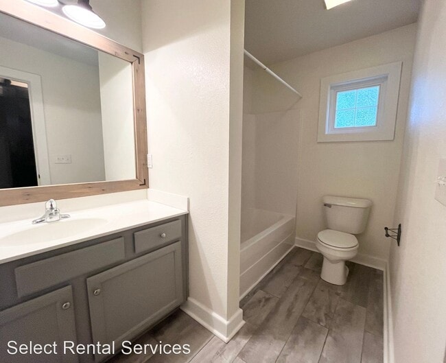 Building Photo - 3 br, 2 bath House - 218 Harrell Street