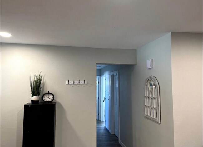 Foto del edificio - 1125 Verde Ct