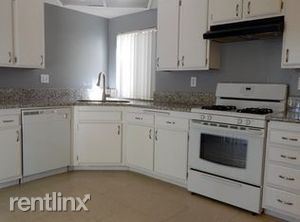 Foto del edificio - 1327 N Mariner Way