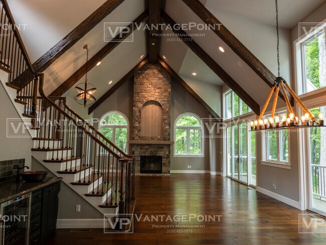 Foto del edificio - 5311 Shore Acres