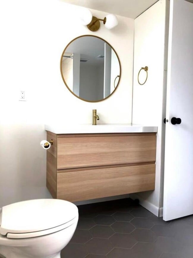 Photo - 1556 E 4095 S Apartment