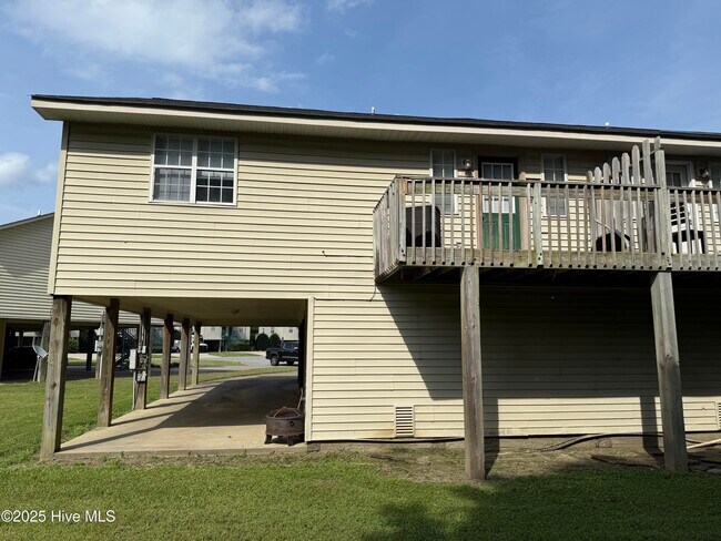 Building Photo - 102 Derwent Ct