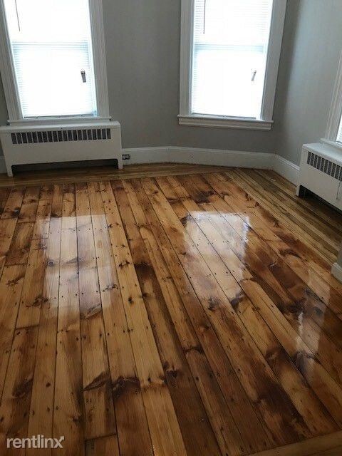 Foto principal - 627 Harvard St