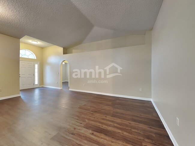 Building Photo - 7187 Rutland Court