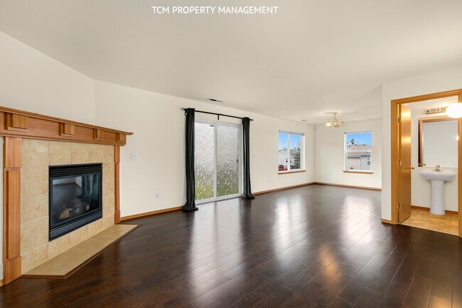 Foto del edificio - 3215 147th Pl SW