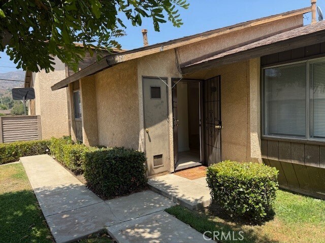 Foto principal - 109 E Baseline Rd