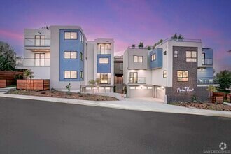 Building Photo - 2124 San Clemente St