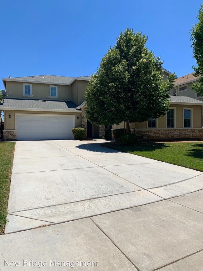 Building Photo - 5 br, 3.5 bath House - 348 Anemone Court