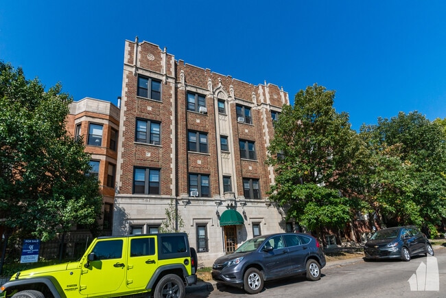 Building Photo - 948 W Cuyler Ave