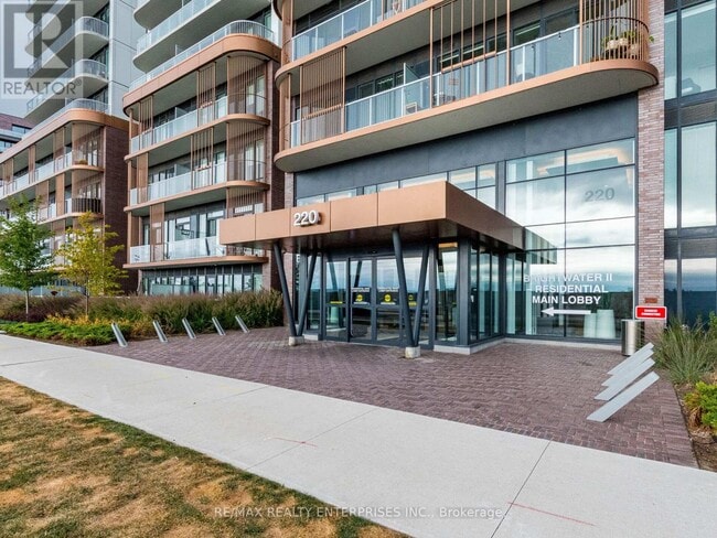 Building Photo - 1212-1220 MISSINNIHE Way