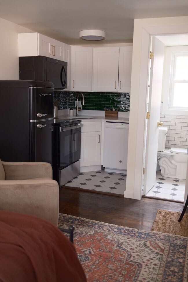 Building Photo - 179 W Wilson St