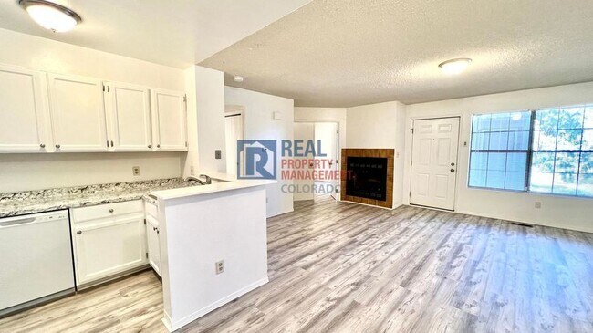Foto del edificio - 8311 S Upham Way