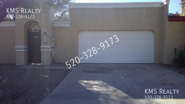 Building Photo - 2967 W Avenida Destino