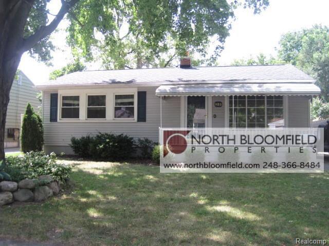 Primary Photo - 932 Amelia St
