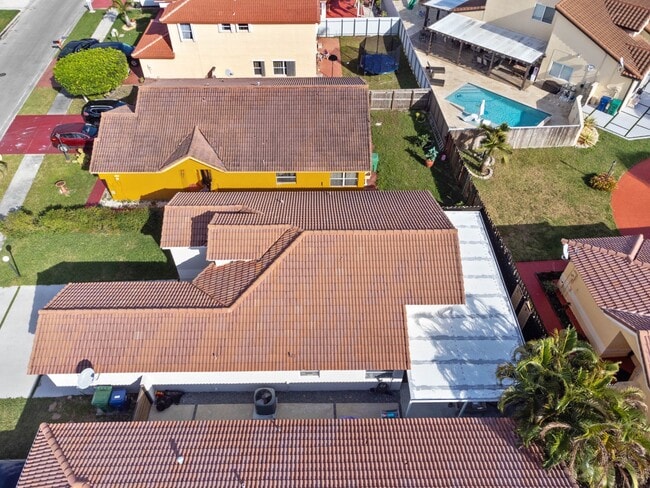 Foto del edificio - 5340 NW 188th St