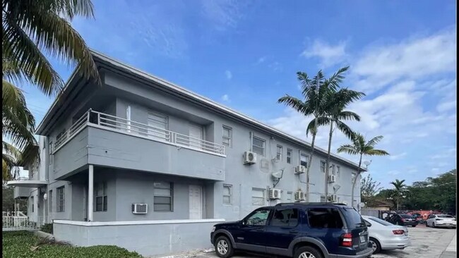 Building Photo - 5305 Biscayne Blvd