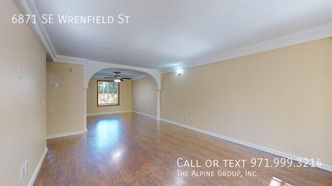 Building Photo - 6871 SE Wrenfield St