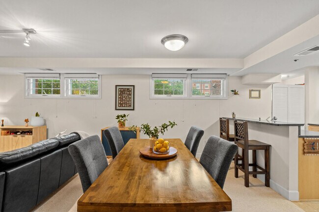 Foto del edificio - 602 Bashford Ln