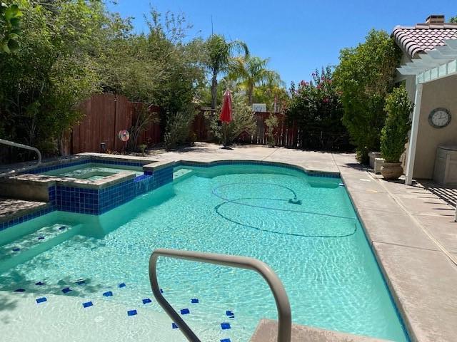 Foto del edificio - 37760 Driscoll St