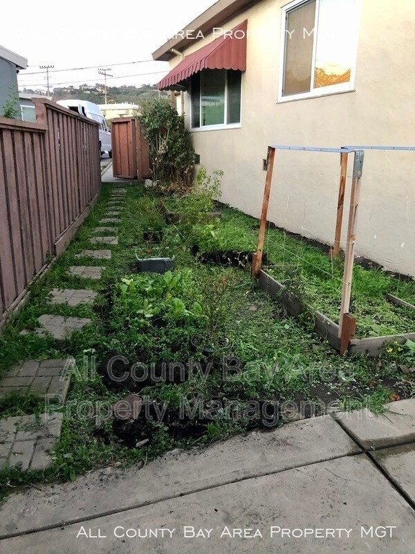 Foto del edificio - 1031 Ranchito Ct